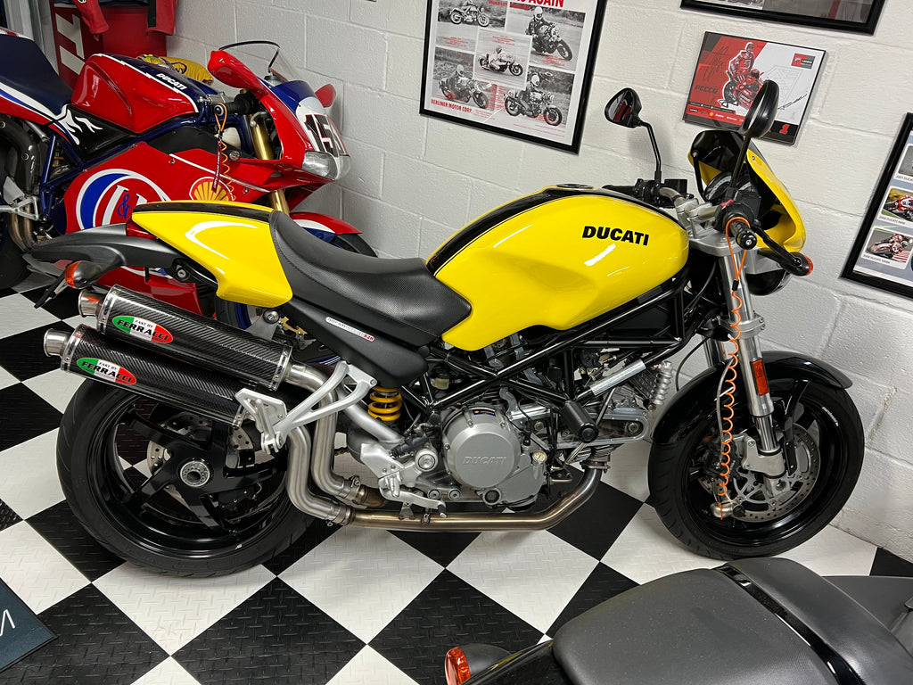 Fast By Ferracci Racing Ducati - Slip ons Round Carbon S2R 800cc and S2R 1000 cc code F3355633 ...