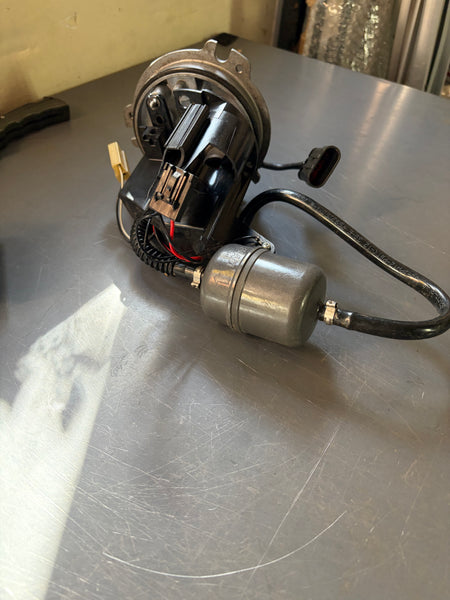 Ducati - fuel pump stay fit 749/999 code Pumpsty