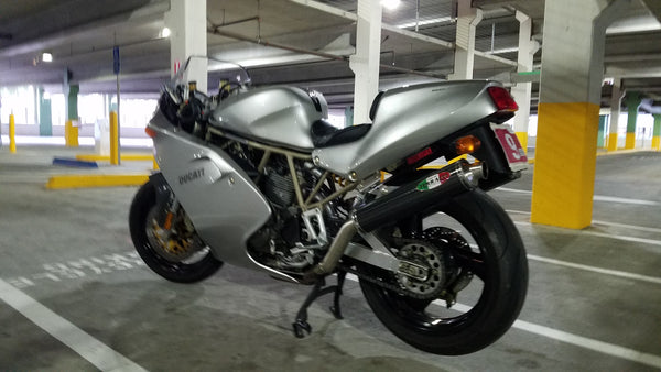Ducati - Slip ons- 900ss, '92-'97 ROUND (PAIR) SLIP-ONS - HIGH Carbon code F3352652