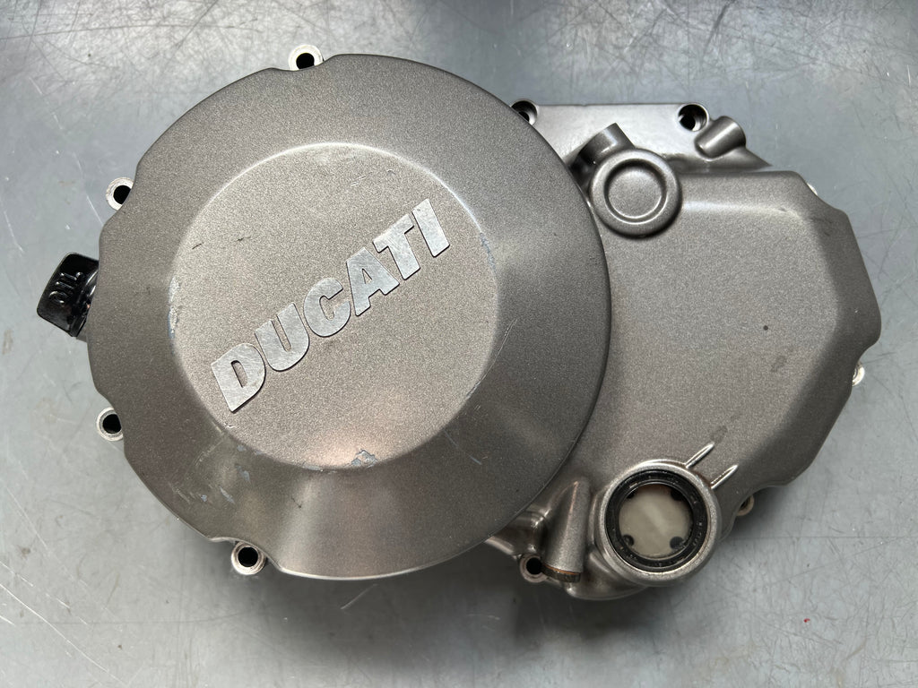 Ducati - Clutch Cover for 95/ 696/796 /795 code 24321331BF