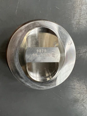 Ducati - Pistons for 900ss  4 mm over 96 mm with 19 mm pin size code F25595X